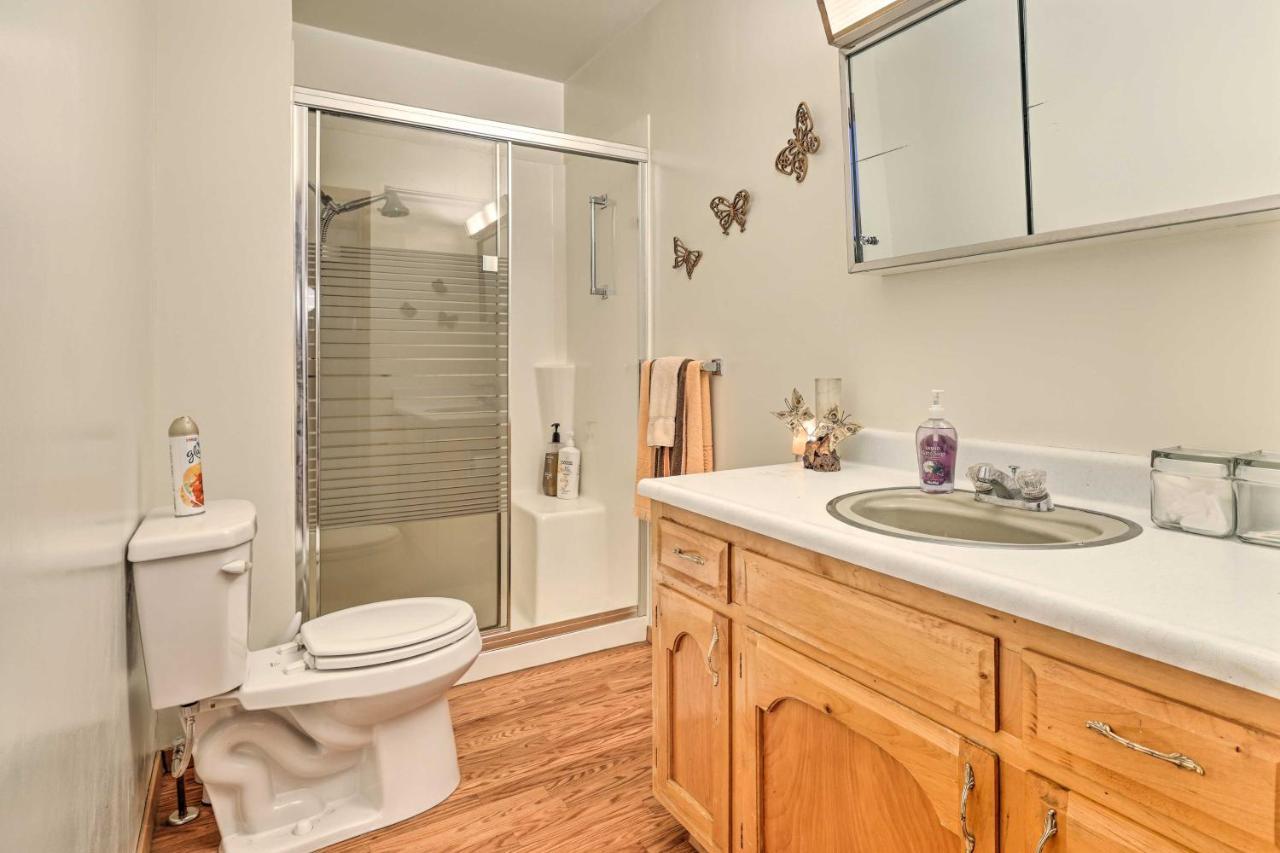 Riverfront Home Near Yosemite National Park! グローヴランド エクステリア 写真